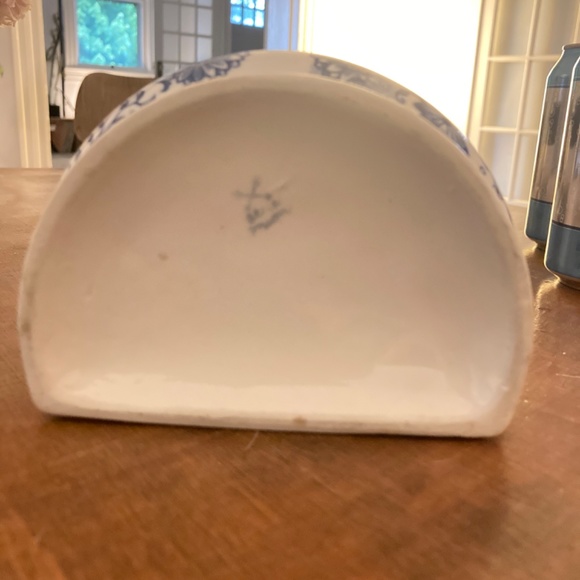 Vintage Blue Onion Salt Box - Picture 3 of 5